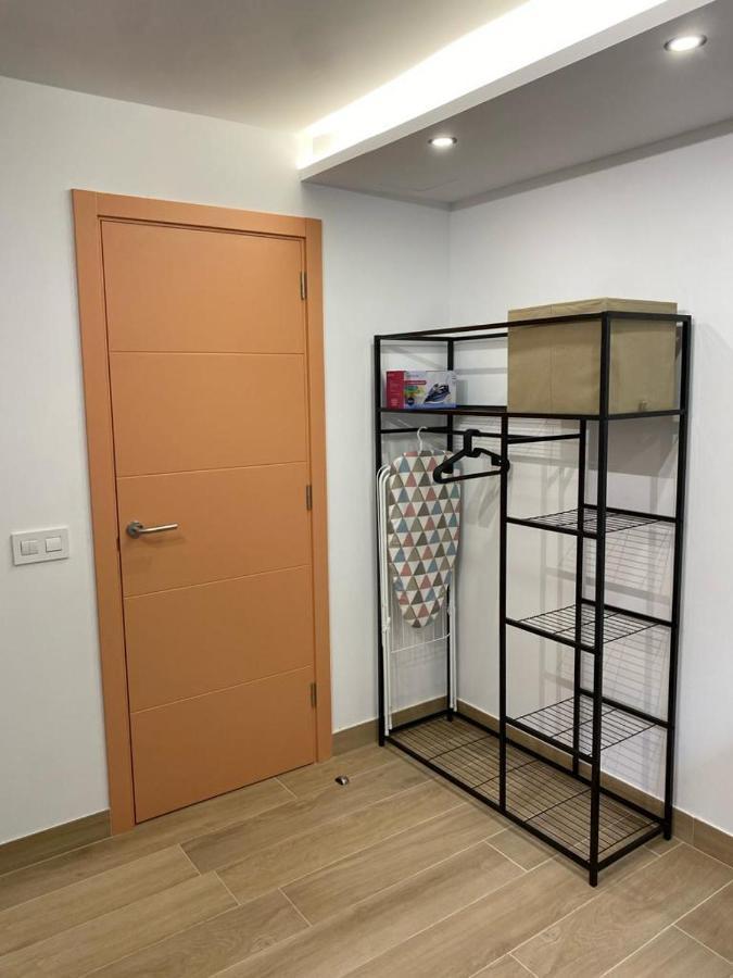 Detail Rose Apartment ปูแอร์โตเดลาครูซ ภายนอก รูปภาพ