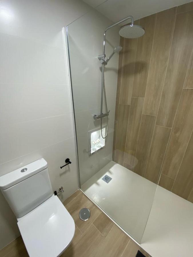 Detail Rose Apartment ปูแอร์โตเดลาครูซ ภายนอก รูปภาพ